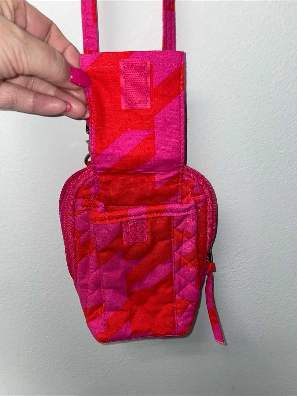 Stephanie Dawn Houndstooth Two-Tone Pink & Red Quilted Crossbody Phone Bag